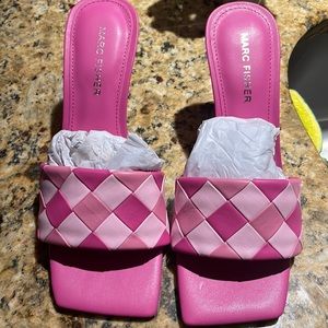 Marc Fisher Darasa Sandal